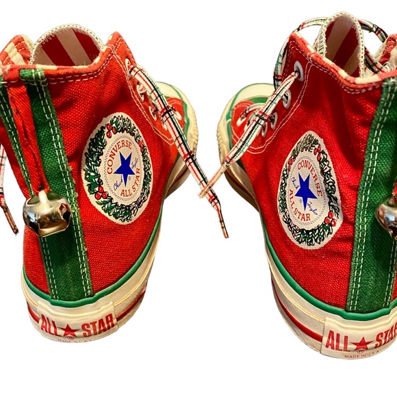 RARE Converse Christmas Holiday High Tops Sneakers OG Box 6.5 Women’s - Picture 3 of 8